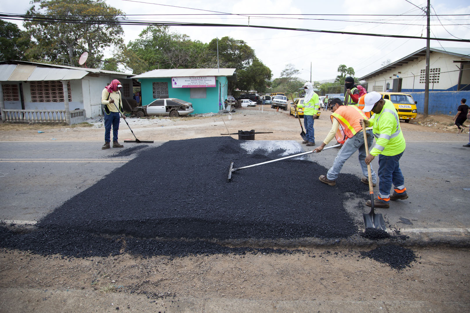 FCC Construcción coloca resaltos en Escuela Primaria de la Chorrera